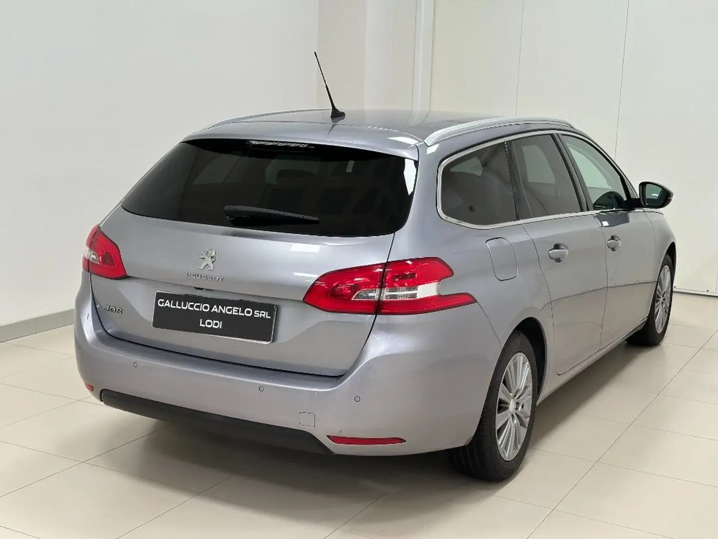 Peugeot 308 BlueHDi 130 S&S SW Allure Gris - 2