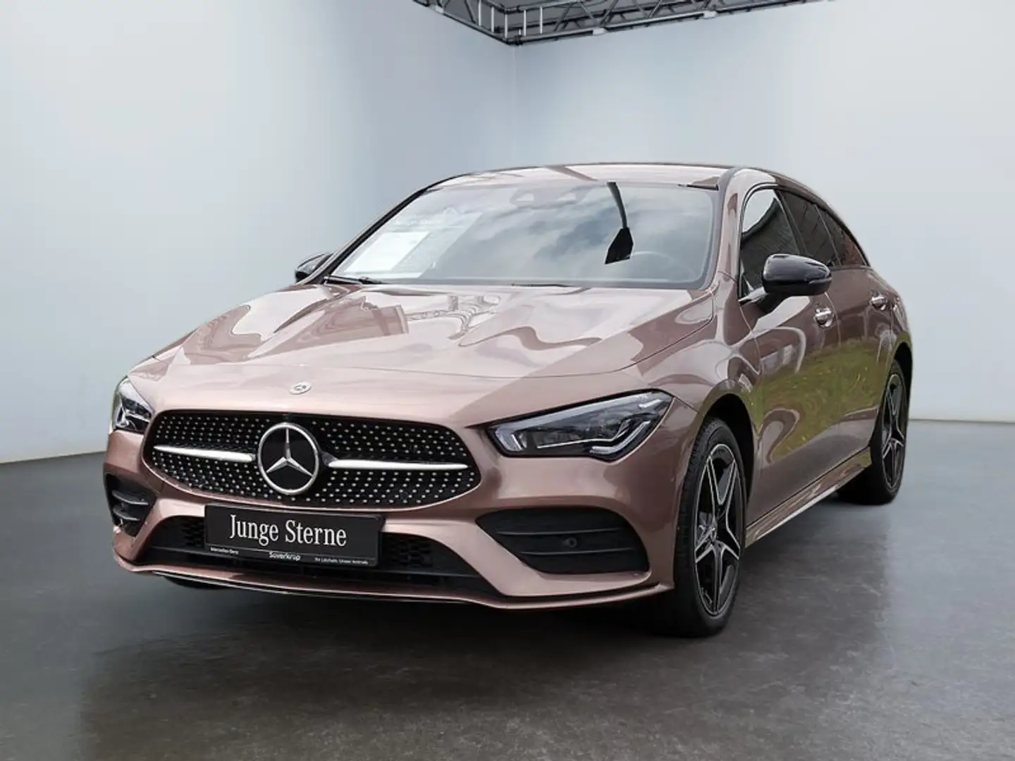 Mercedes-Benz CLA 250 e SB AMG NIGHT MULTI 360 DISTR KAMERA Goud - 2