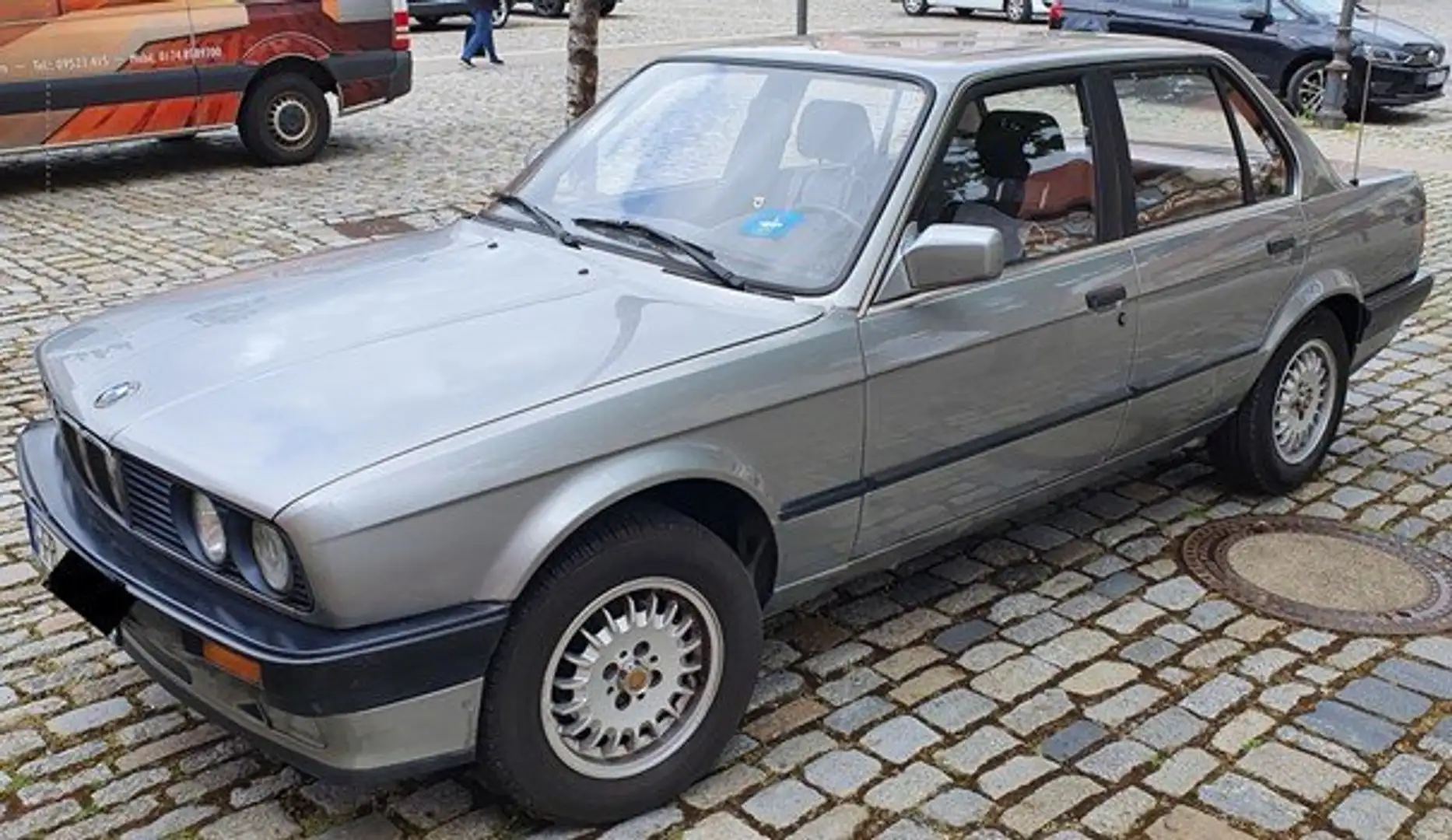 BMW 318 318i - 1