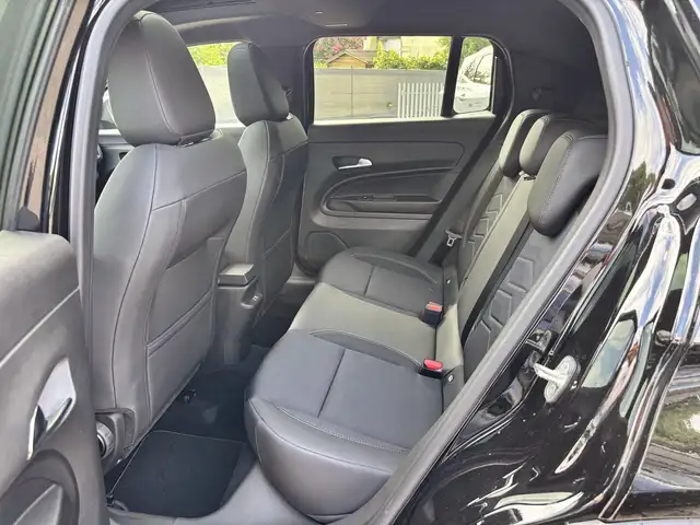 Jeep Avenger view 9
