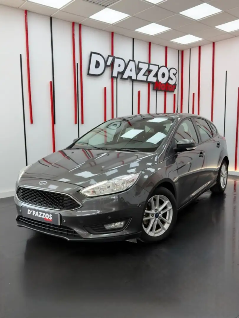 Ford Focus 1.0 Ecoboost Black&Red Edition 125 Gris - 1