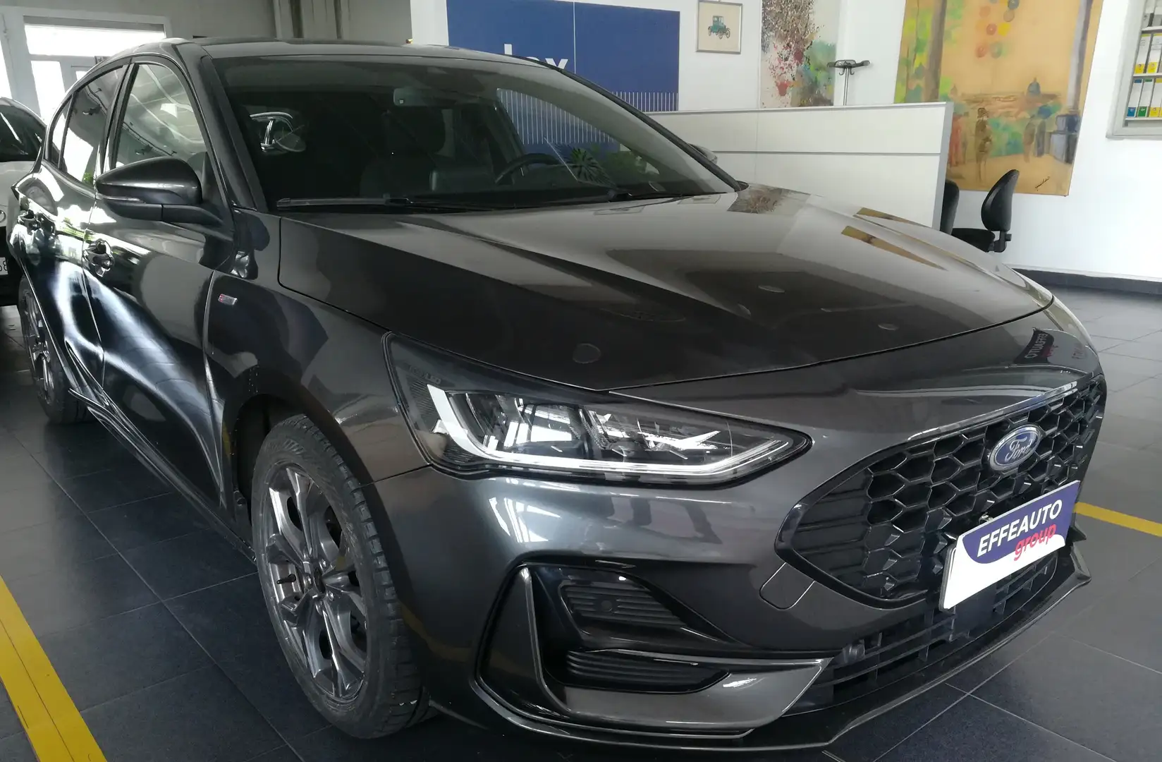 Ford Focus 1.0t ecoboost hybrid ST-Line Design 125cv Grijs - 2