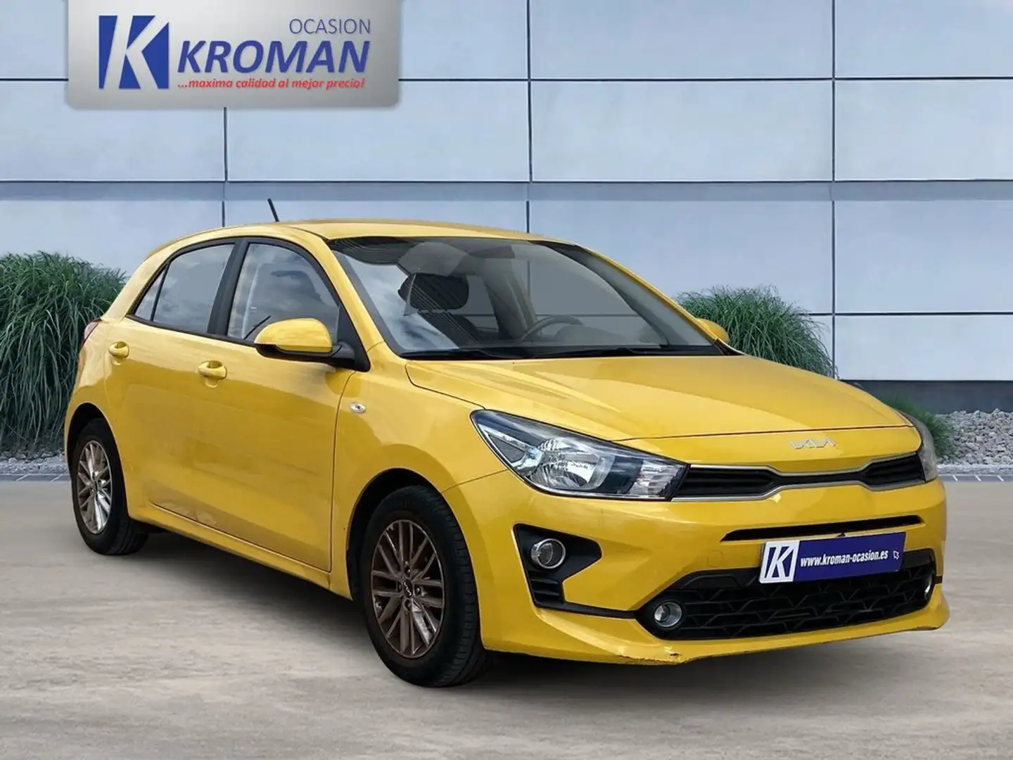 Kia Rio 1.2 DPi Concept 84 Amarillo - 1