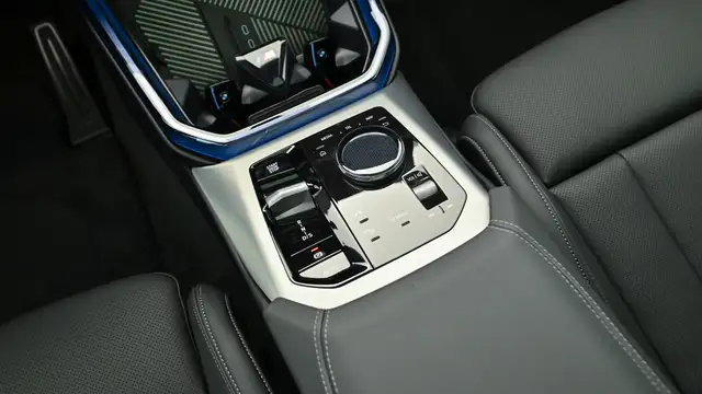 BMW X3 M50 Ansicht 32