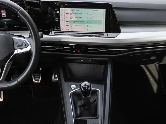 Volkswagen Golf view 12