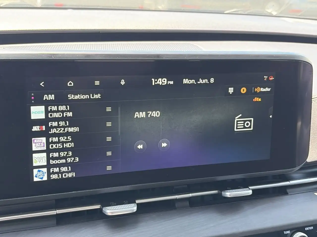 Kia Carnival photo Kia Carnival