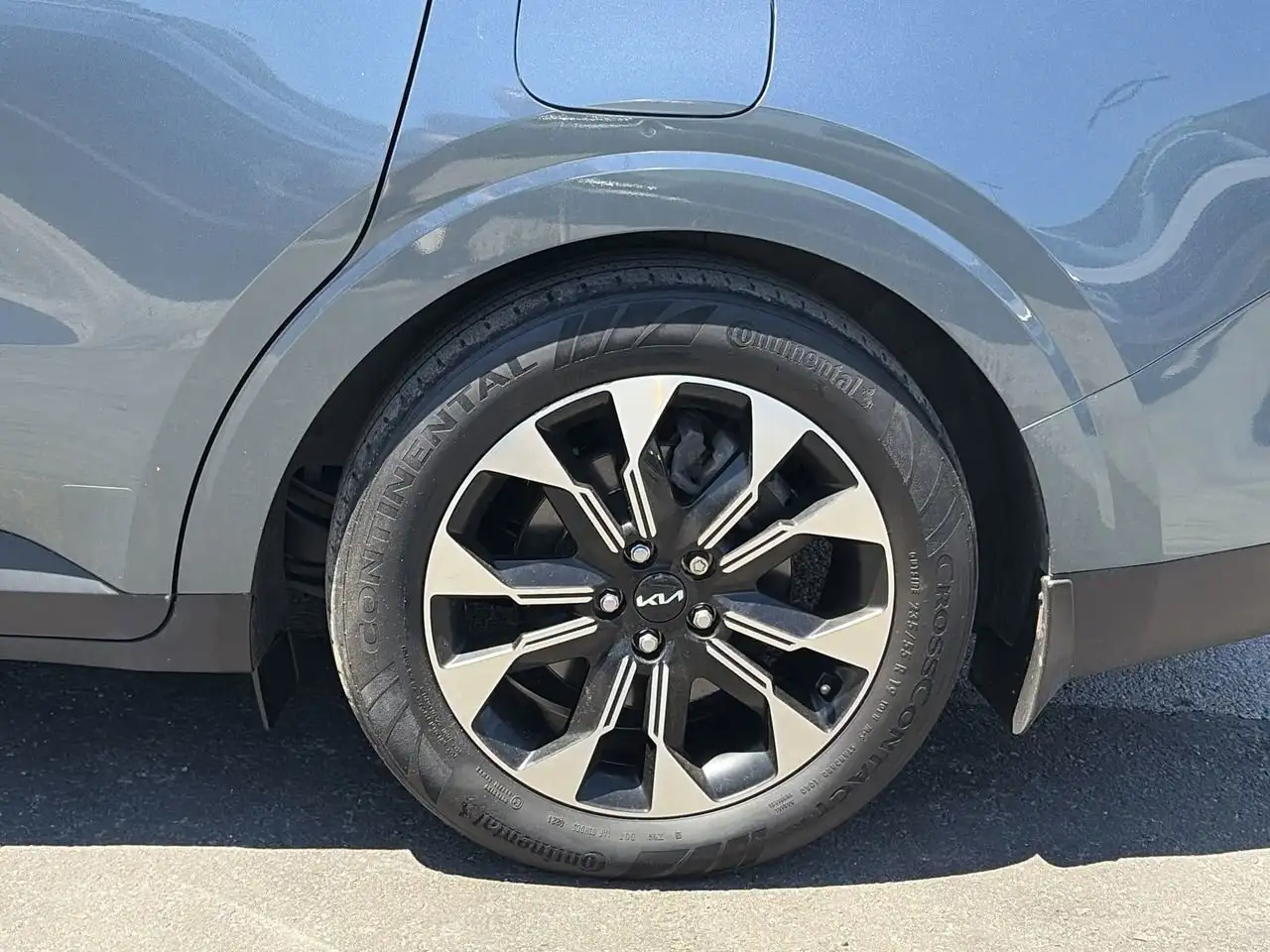 Kia Carnival photo Kia Carnival