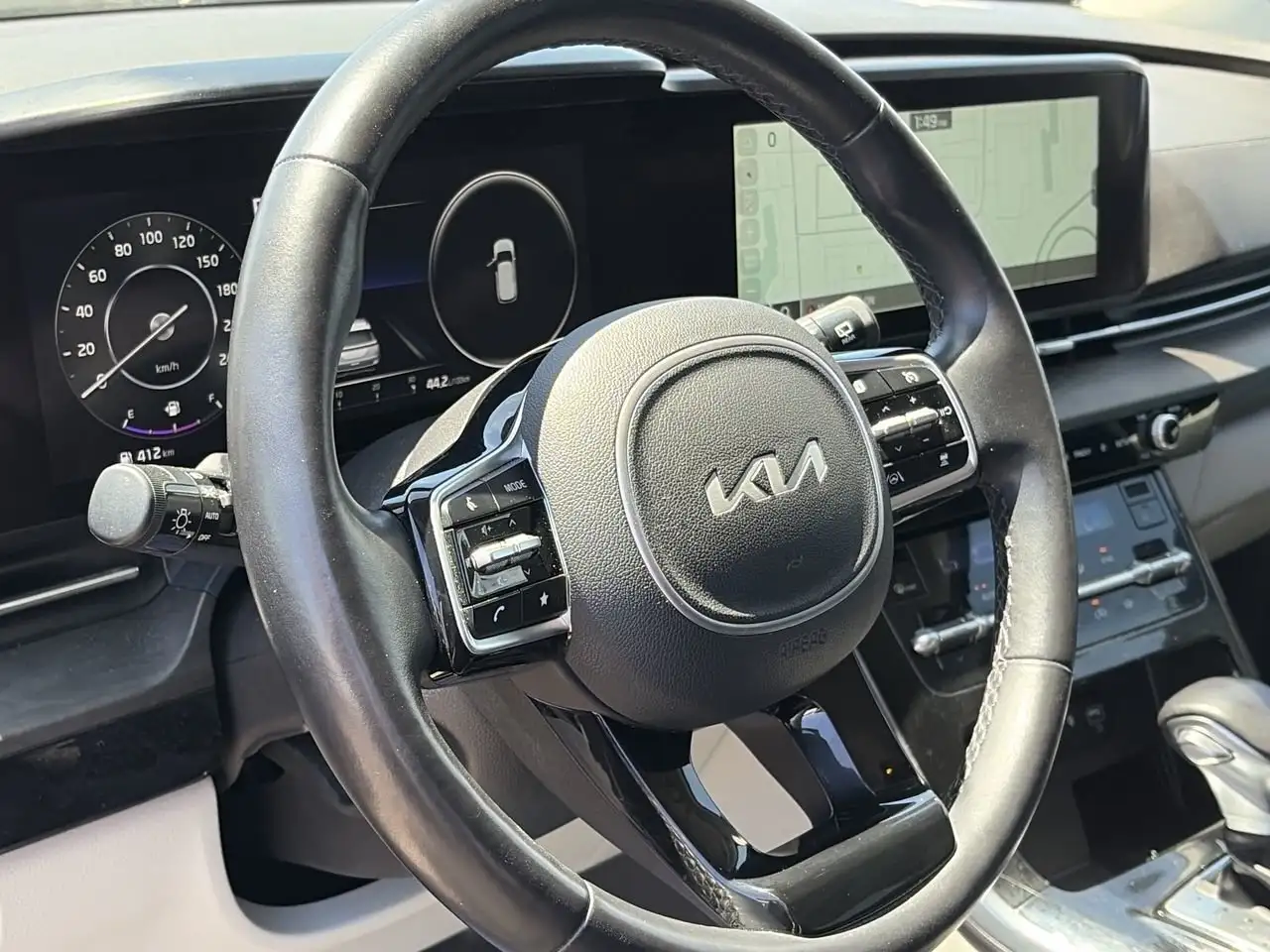 Kia Carnival photo Kia Carnival