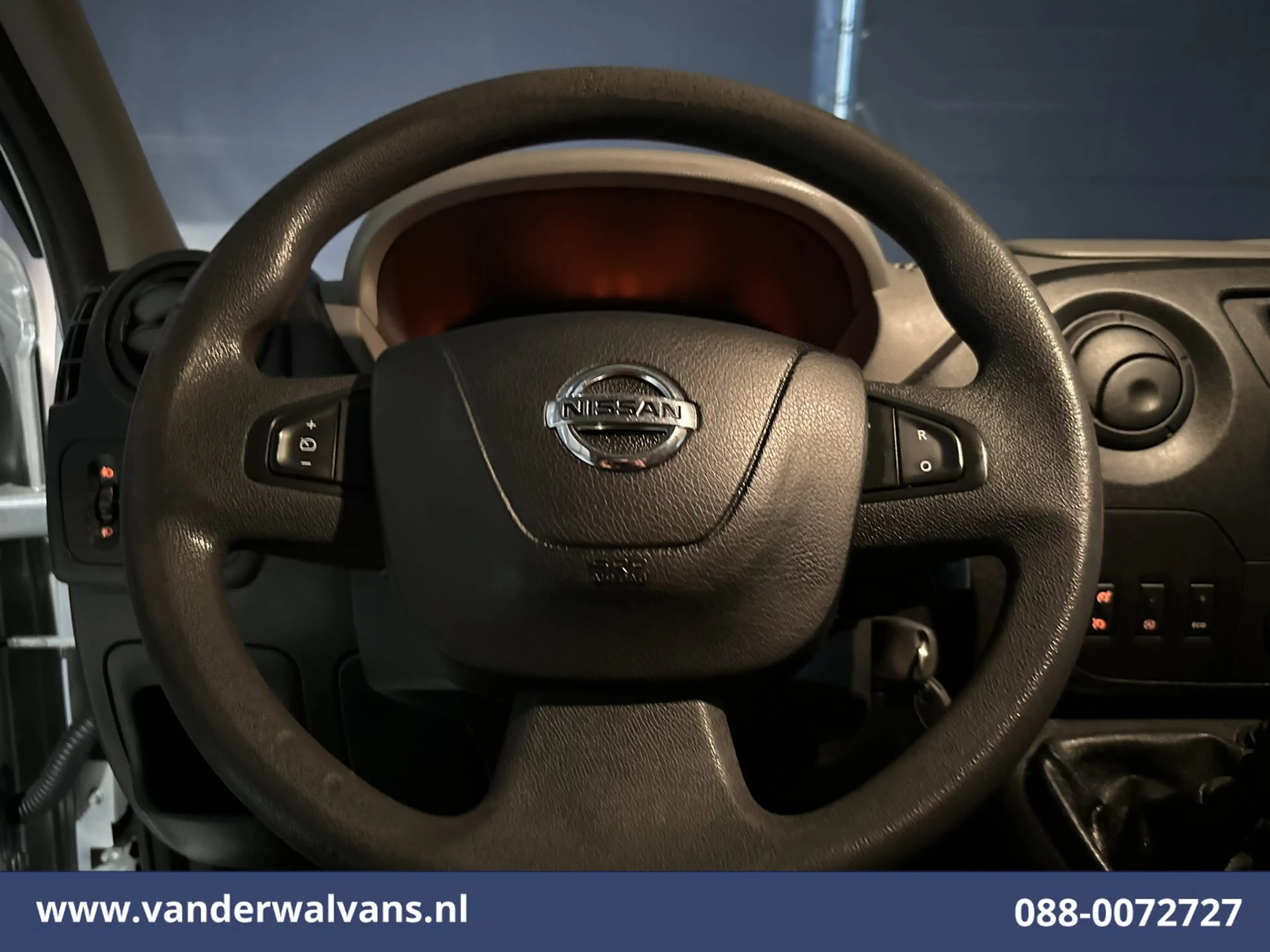 Nissan NV400 2.3 dCi 136pk L2H2 Airco | Camera | Cruisecontrol — photo 3