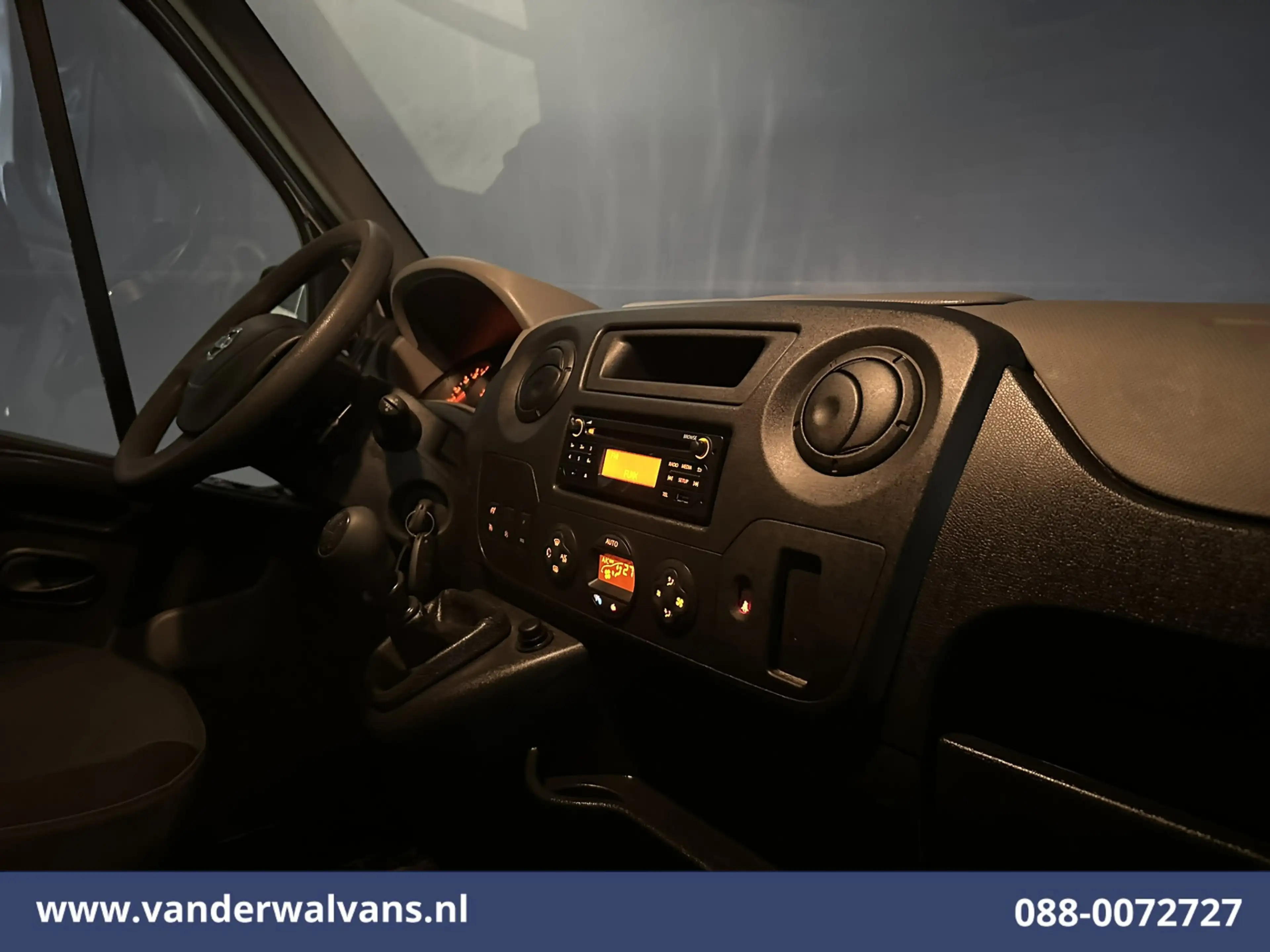 Nissan NV400 2.3 dCi 136pk L2H2 Airco | Camera | Cruisecontrol — photo 13