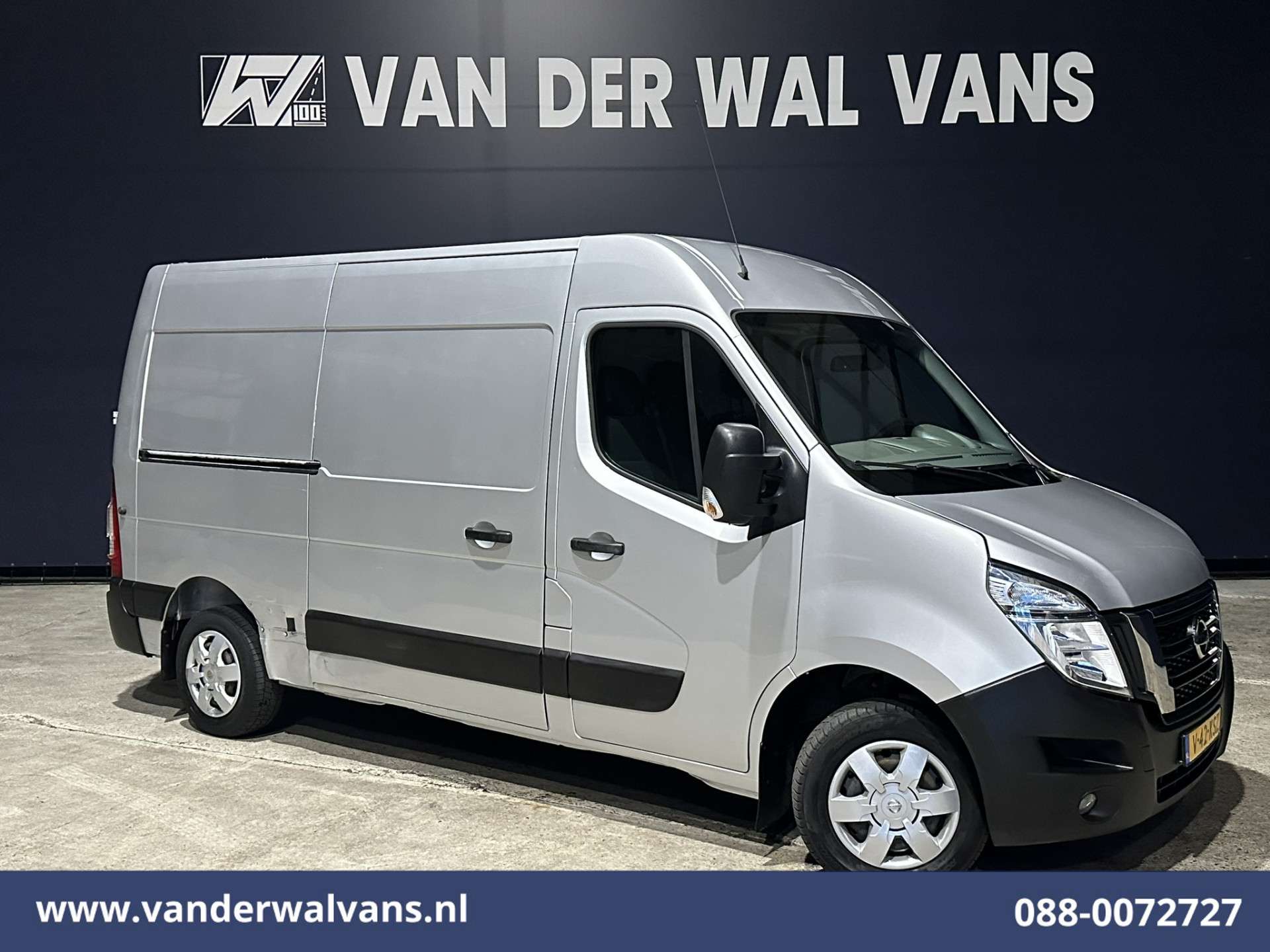 2016 Nissan NV 400