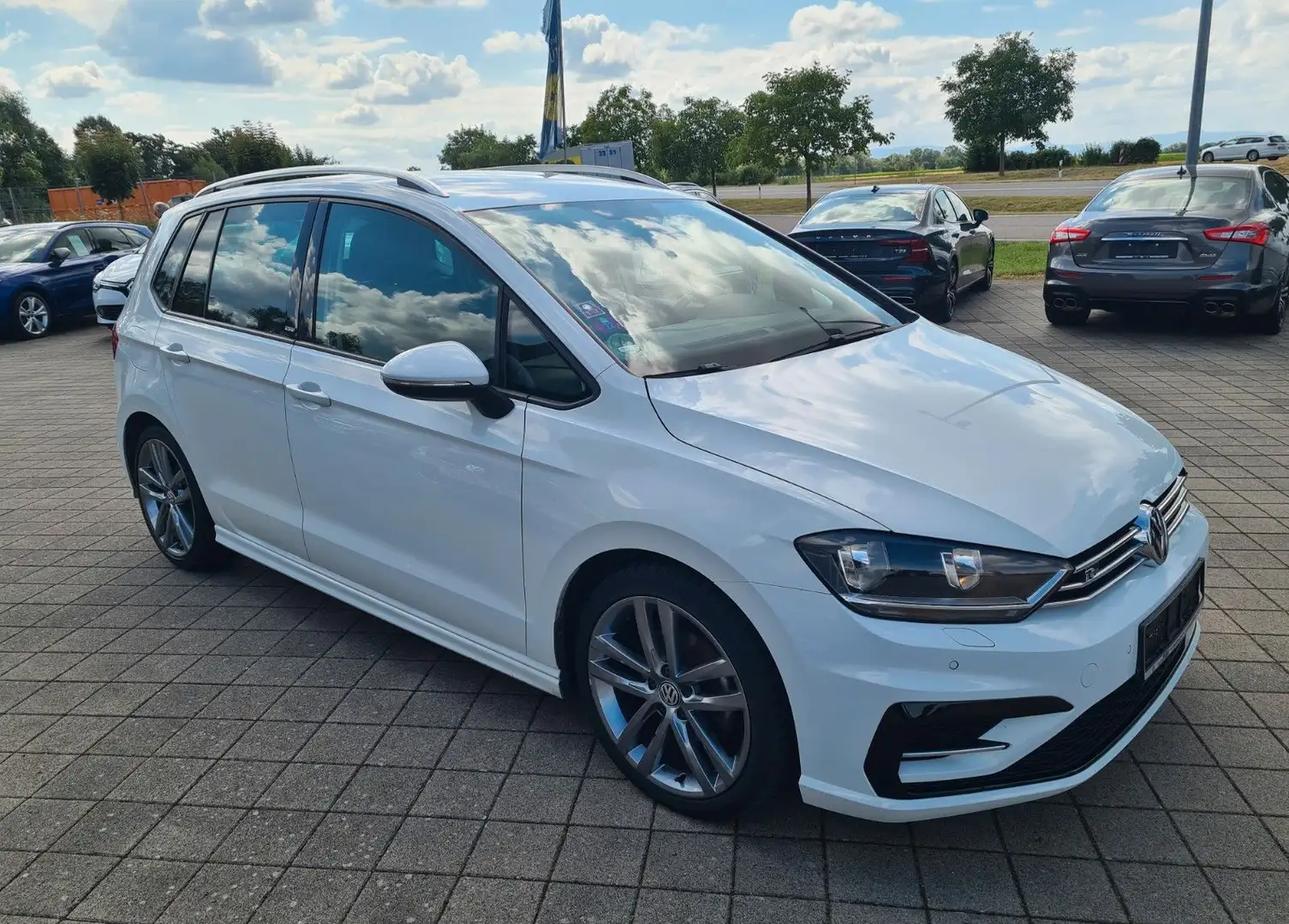 Volkswagen Golf Sportsvan R-LINE 2.0TDI AUTOMATIK Bianco - 2