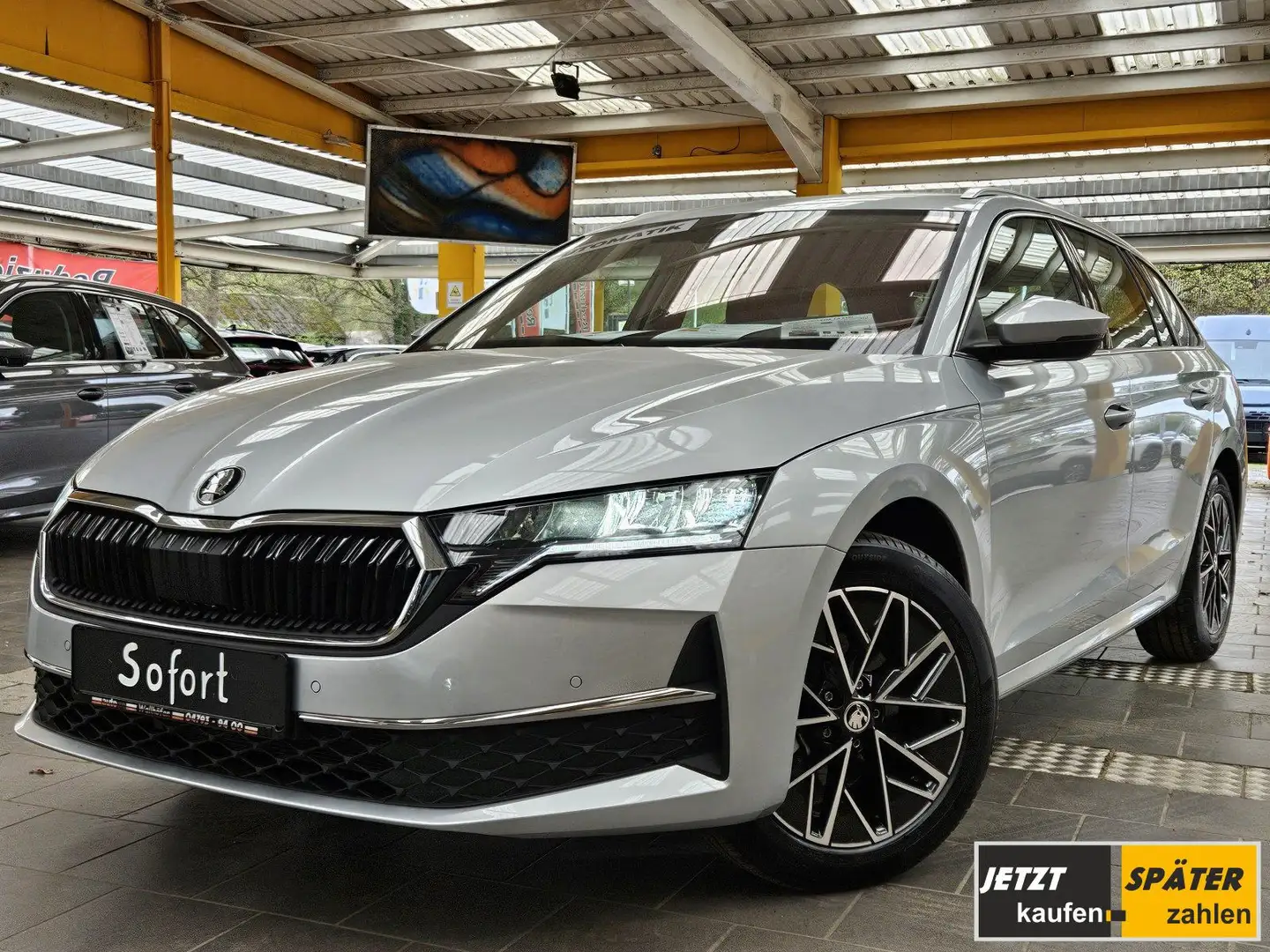 Skoda Octavia Combi eTSI el. Heckkl. SHZ + LHZ 17" Alu Argent - 1