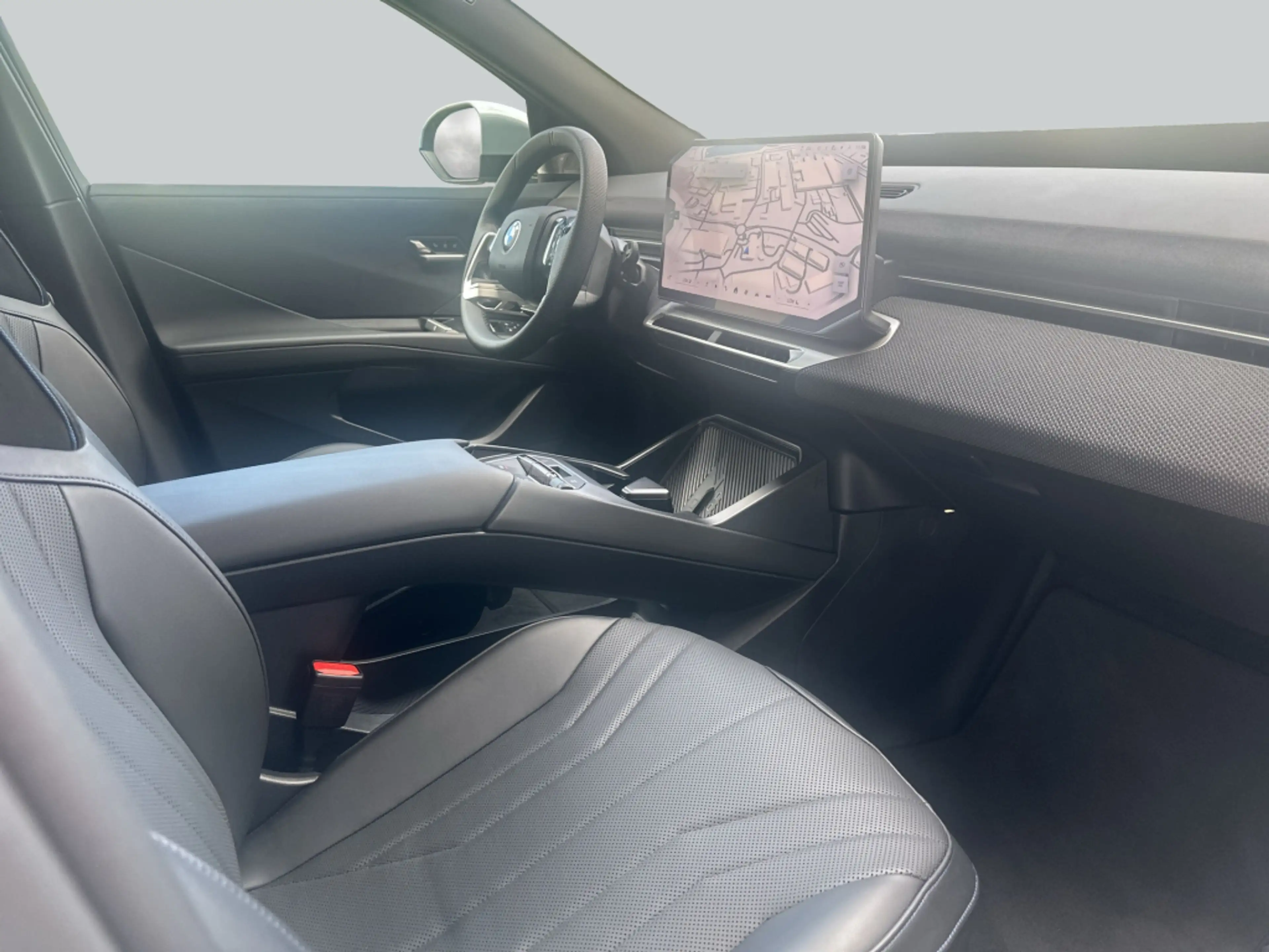 BMW iX3 50 xDrive LED* HiFi* Head-Up* Pano* — photo 13