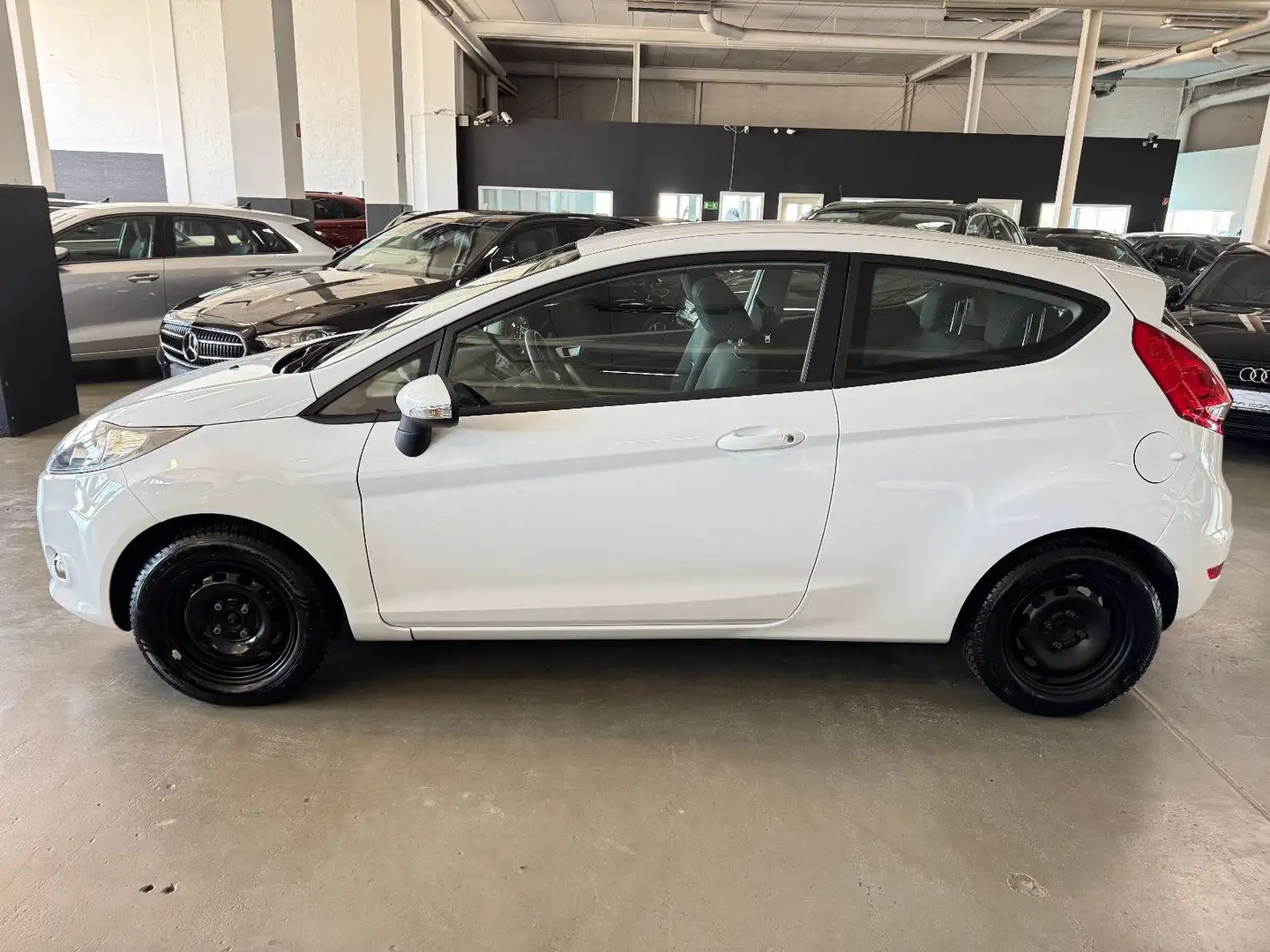 Ford Fiesta 1.2 CHAMPIONS EDITION KLIMA BLUETOOTH 1H Weiß - 2