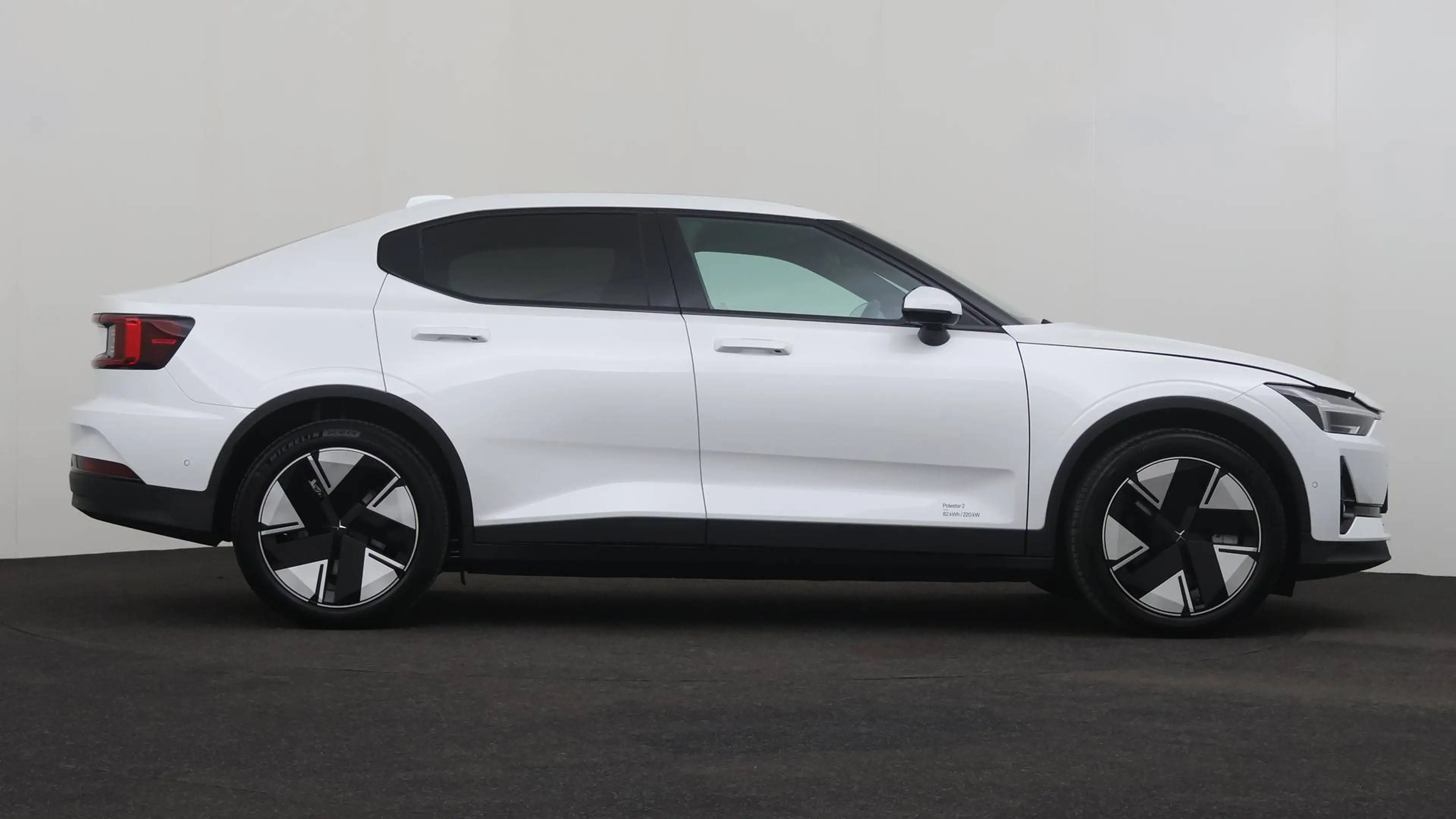 Polestar 2 82 kWh Long Range Single Motor MY26 Prime — photo 6