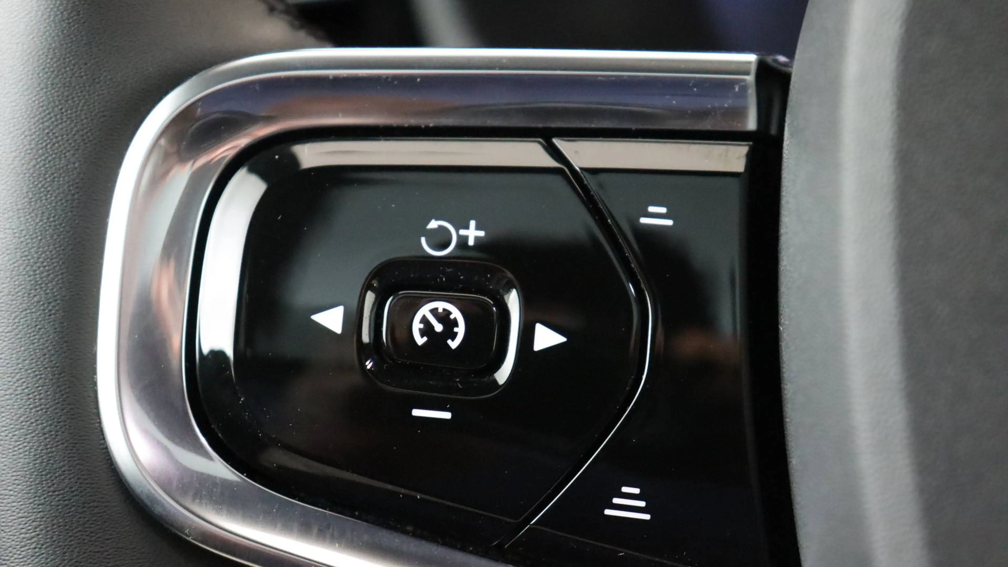 Polestar 2 82 kWh Long Range Single Motor MY26 Prime — photo 11