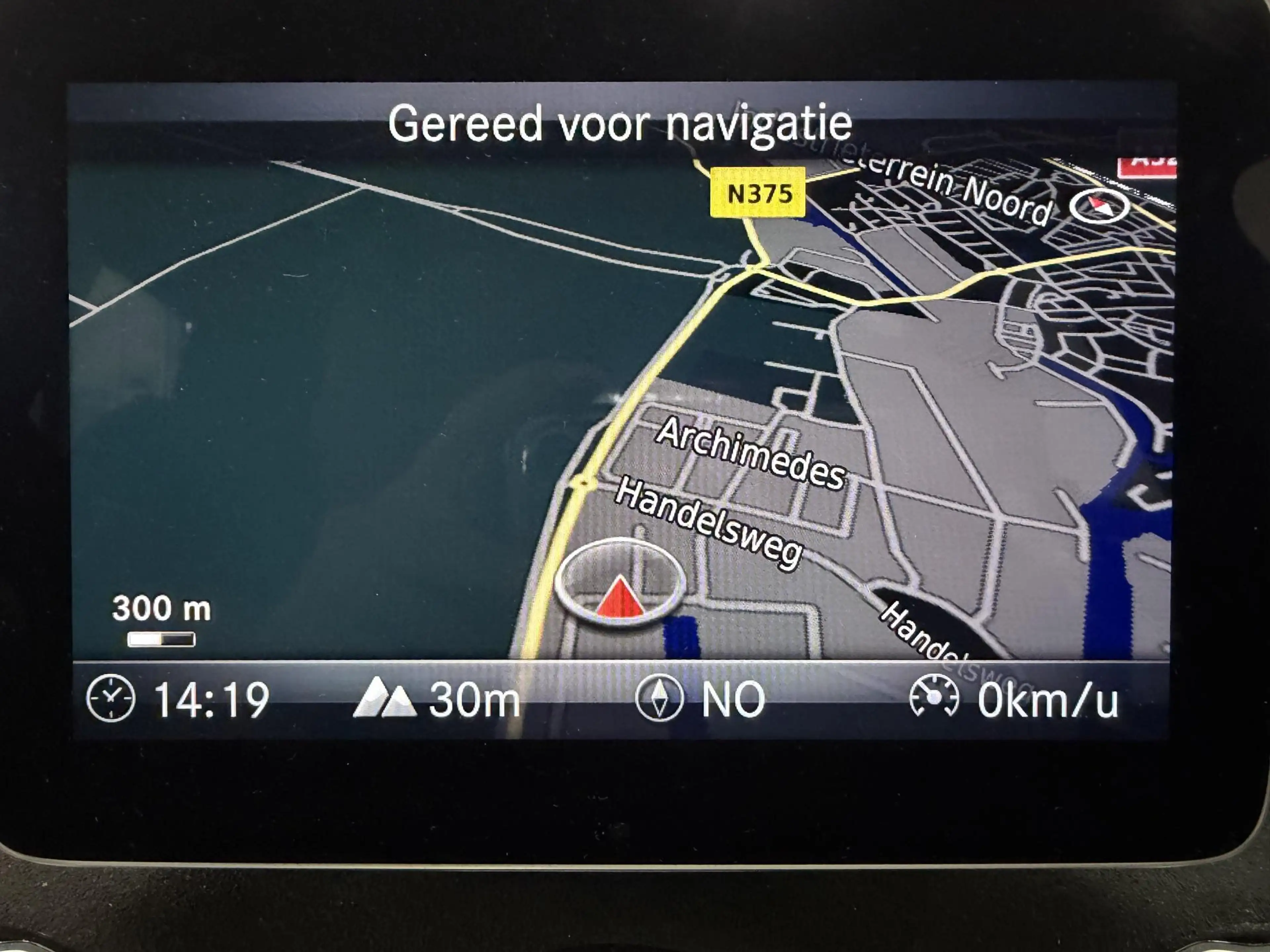 Mercedes-Benz GLA 250 4Matic Premium Plus Pano Harman Kardon Memory Nigh — photo 24