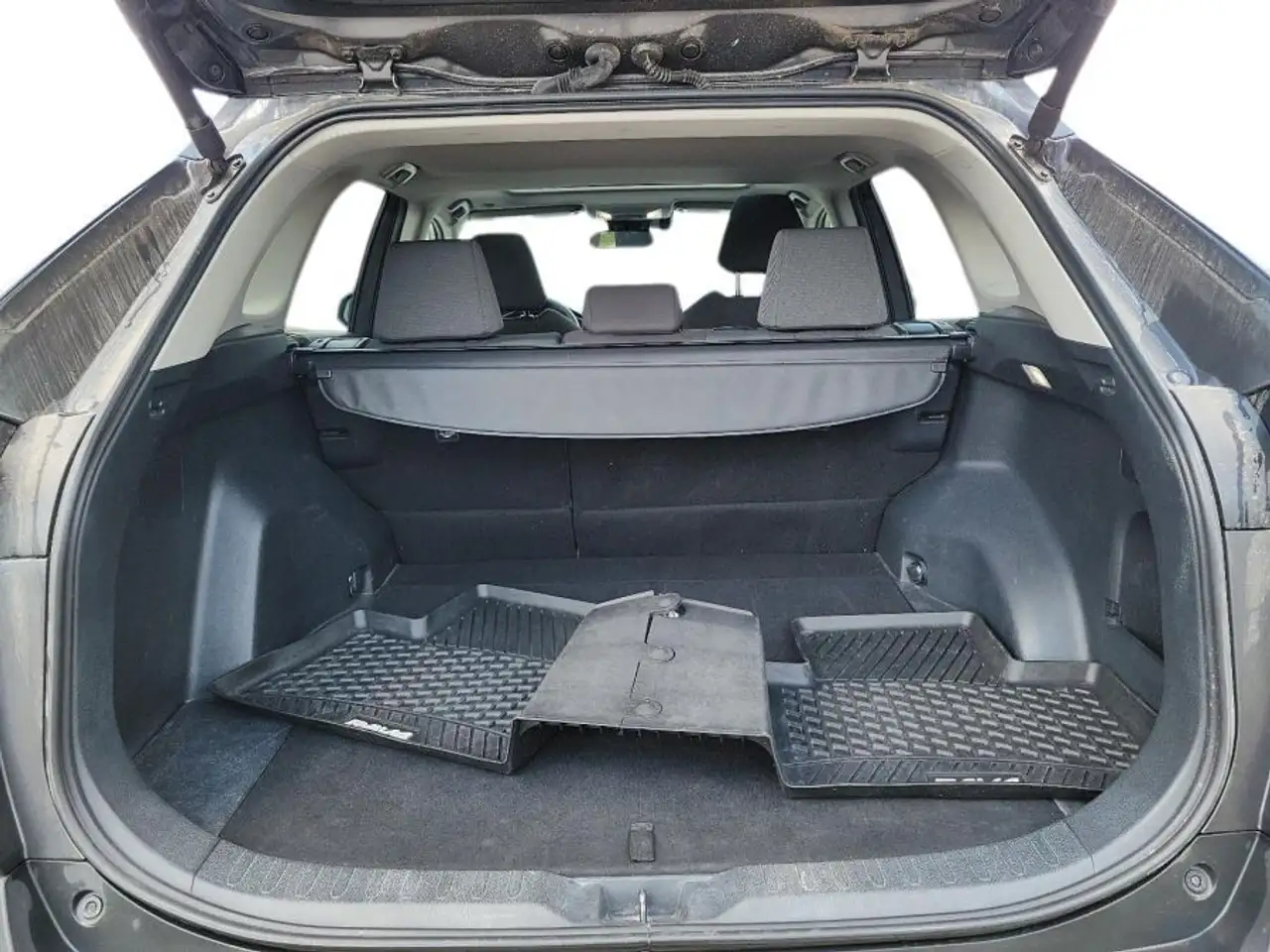 Toyota RAV 4 photo Toyota RAV 4