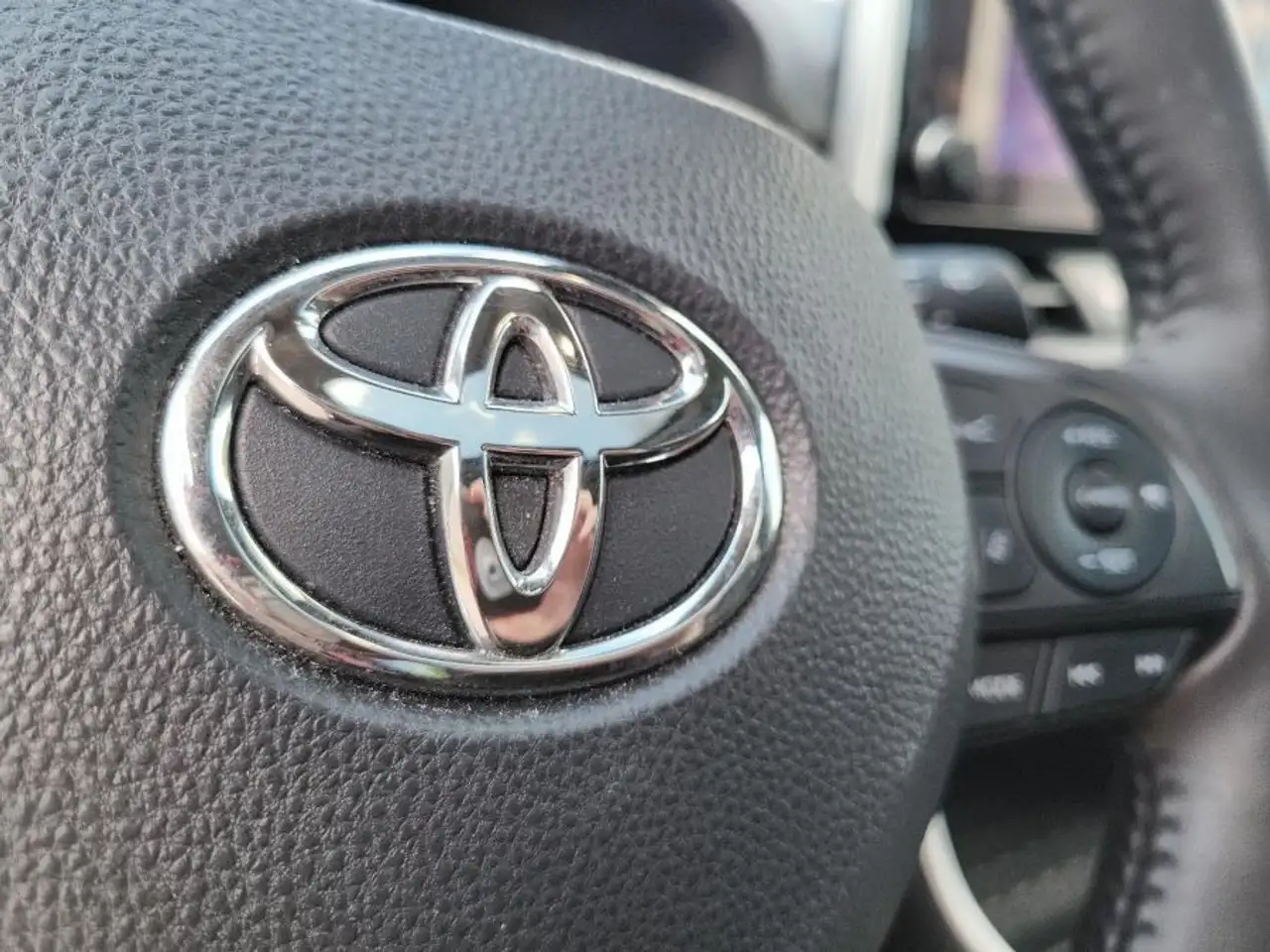 Toyota RAV 4 photo Toyota RAV 4
