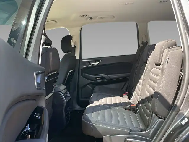 Ford Galaxy view 10