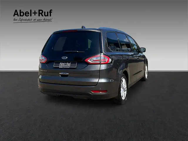 Ford Galaxy view 7