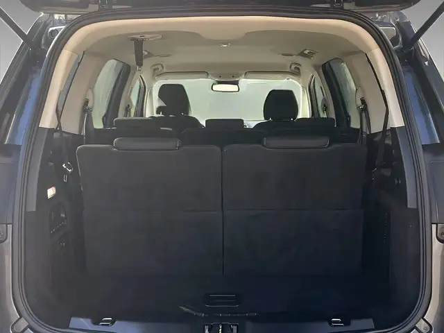 Ford Galaxy view 8