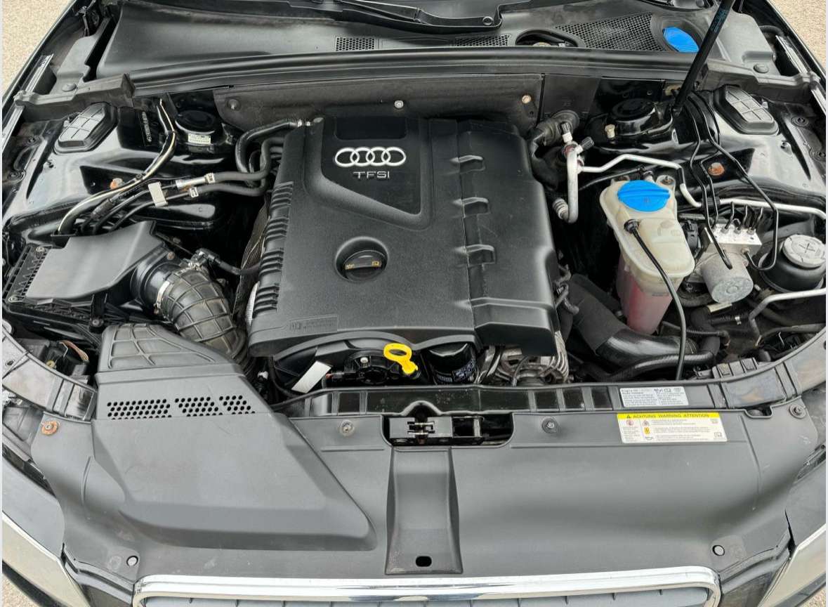 2011 Audi A4 4dr Sdn Auto quattro 2.0T Premium Plus thumb 9