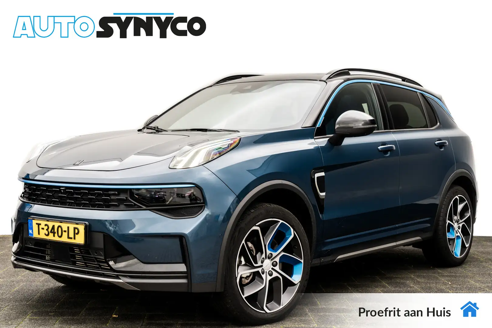 Lynk & Co 01 1.5 Plug-in Hybrid 262 Pk I Modeljaar 2023 I Panor Blauw - 1