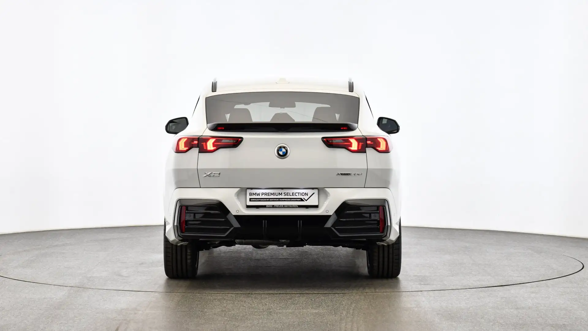 BMW X2 20d xDrive *Paket Care/M-Paket/AHK/DA-Prof./HUD* Weiß - 2