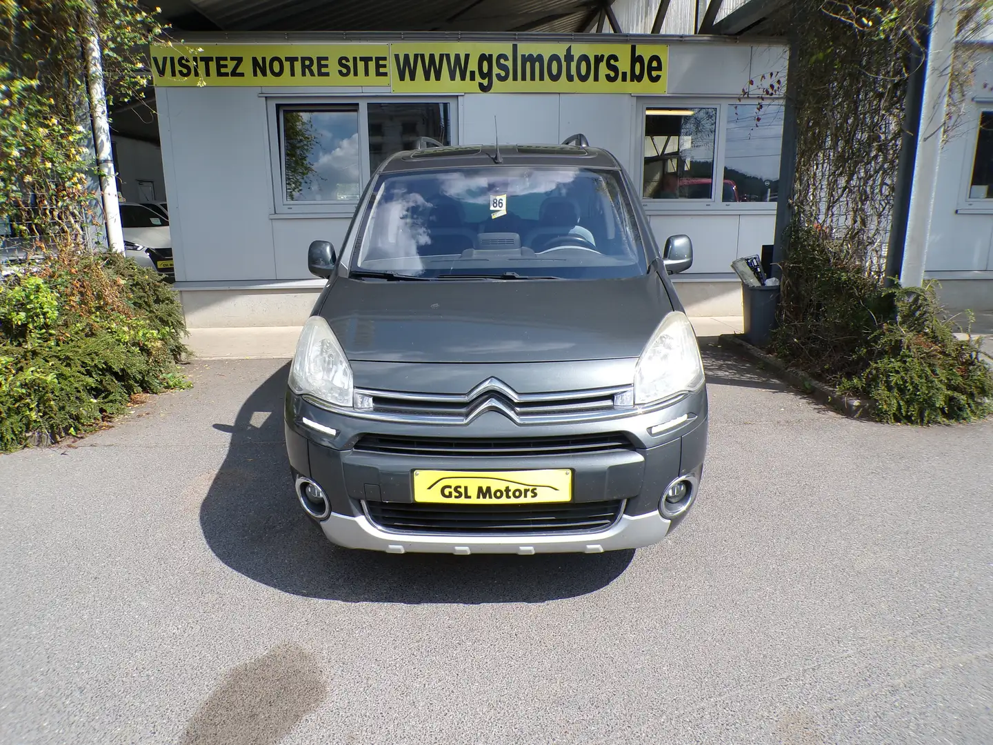 Citroen Berlingo 1.6i 98cv gris 09/14 Airco GPS Cruise Radio USB CD Gris - 2