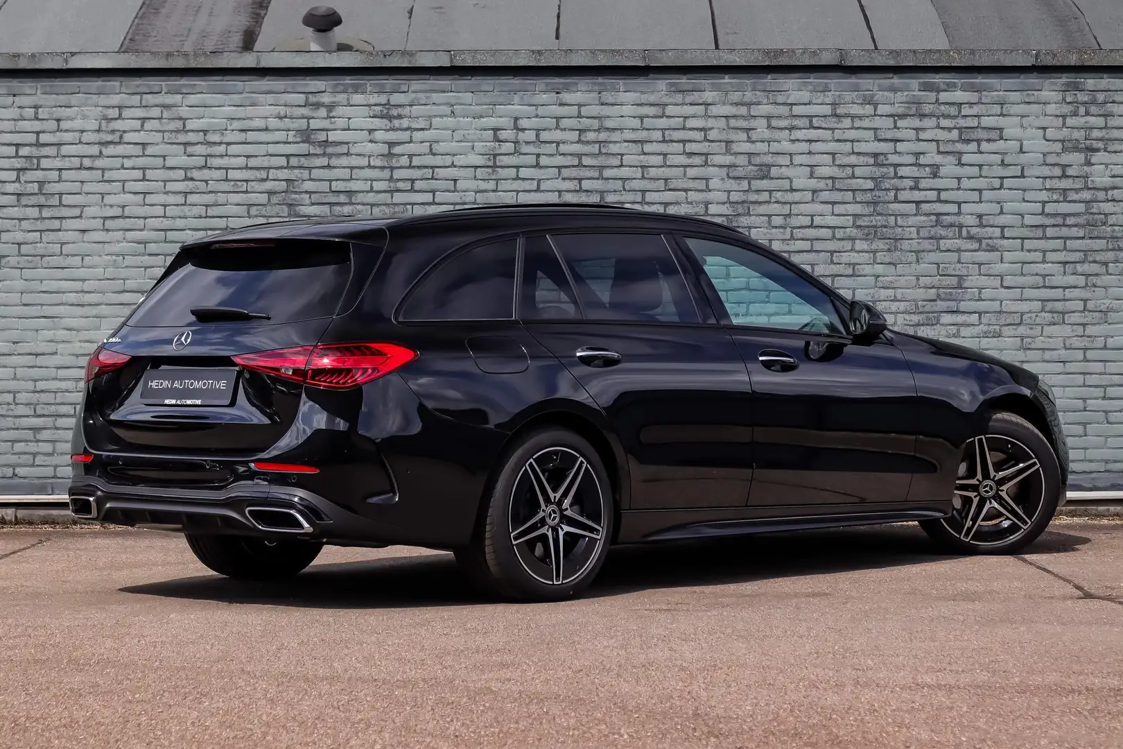 Mercedes-Benz C 300 C 300e Estate Automaat AMG Line | Premium Pakket | Zwart - 2