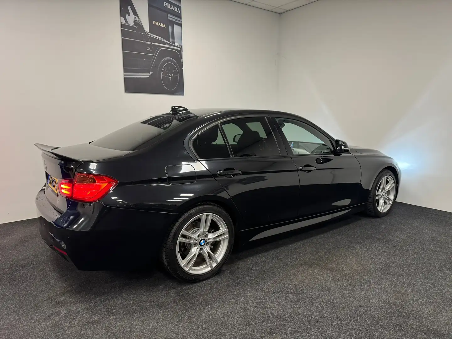 BMW 316 3-serie 316i High Executive Zwart - 2