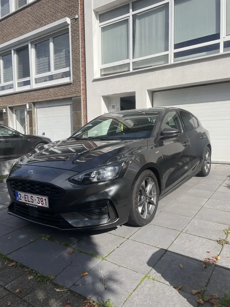 Ford Focus 1.5 EcoBlue ST-LINE NAVI+CARPLAY+KEYLESS - 2