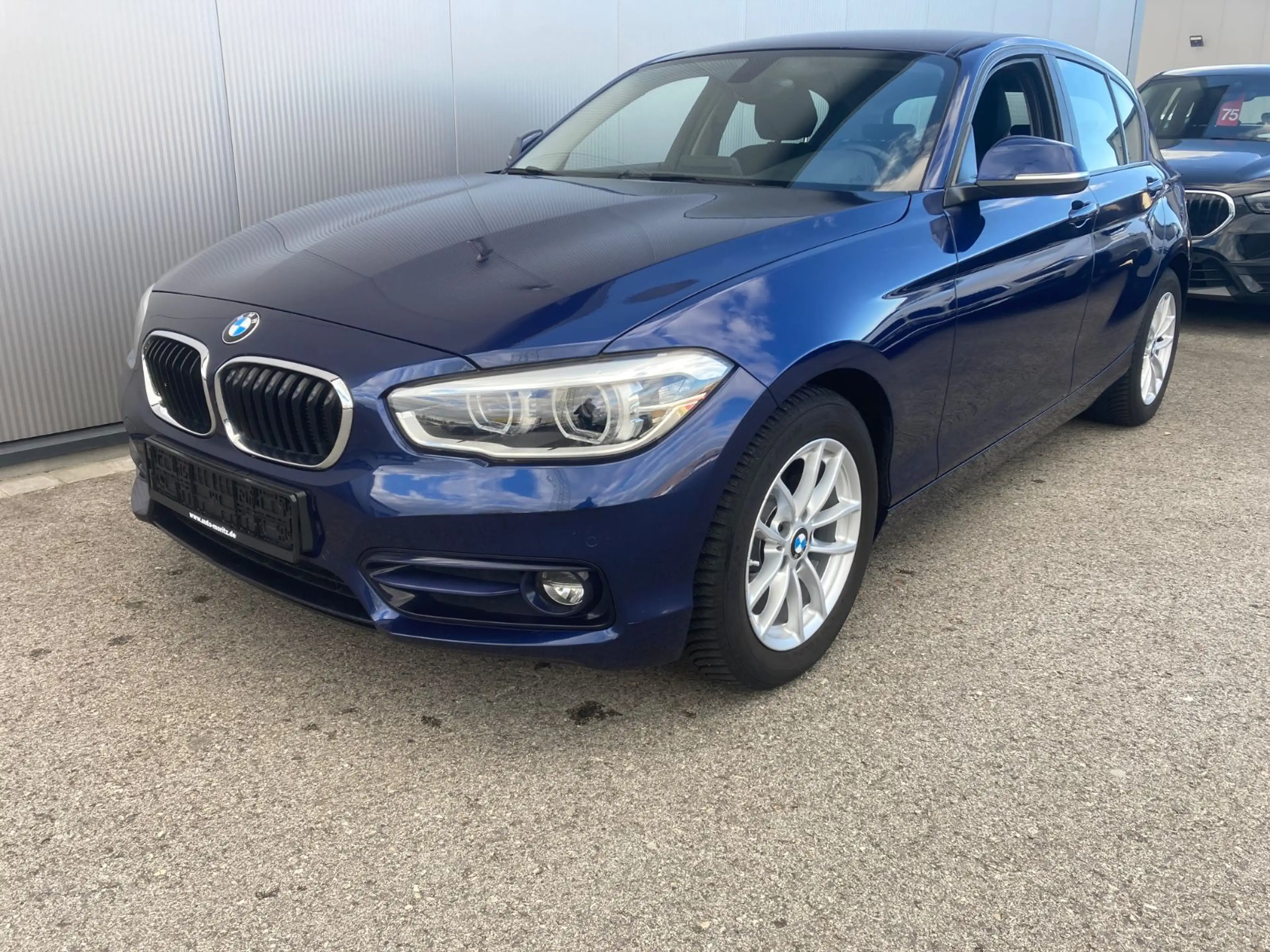 BMW 116 dA Sport Line *LED*Sportsitz*PDC*Navi
