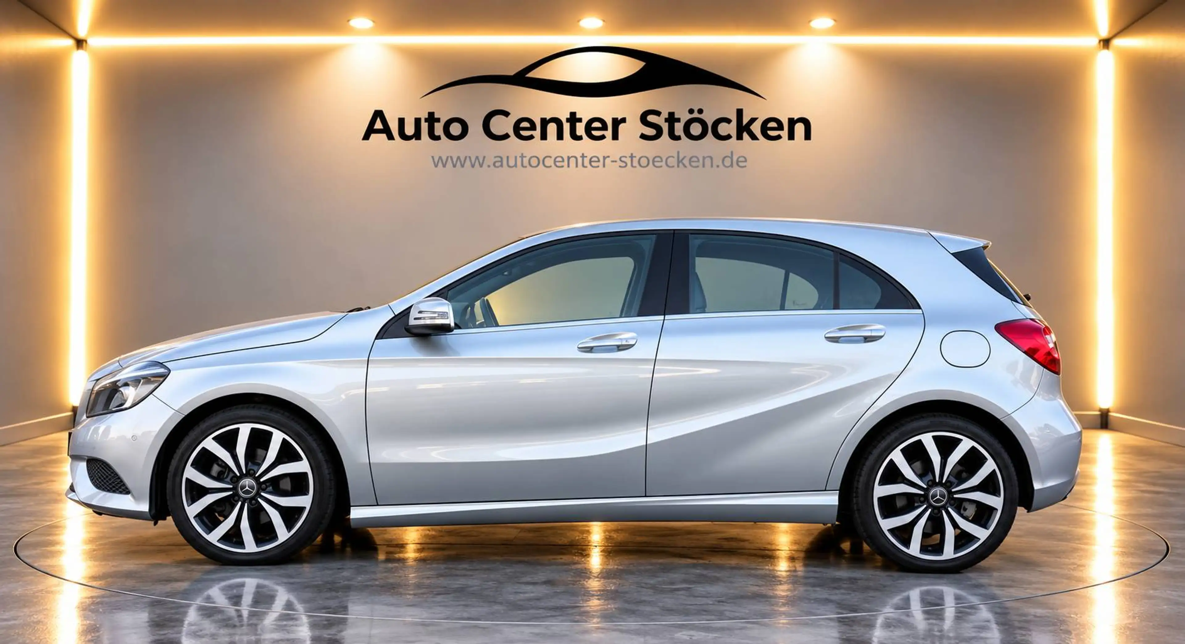 Mercedes-Benz A 180 A 180 BlueEfficiency (176.042) KLIMA / NAVI / SITZHEIZUNG / PDC / ALU / FINANZIERUNG / GARANTIE / — photo 8