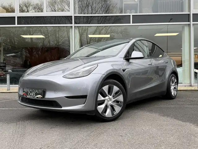 Tesla Model Y QUICKSILVER / TREKHAAK / PANO / ZETELVERWARMING /