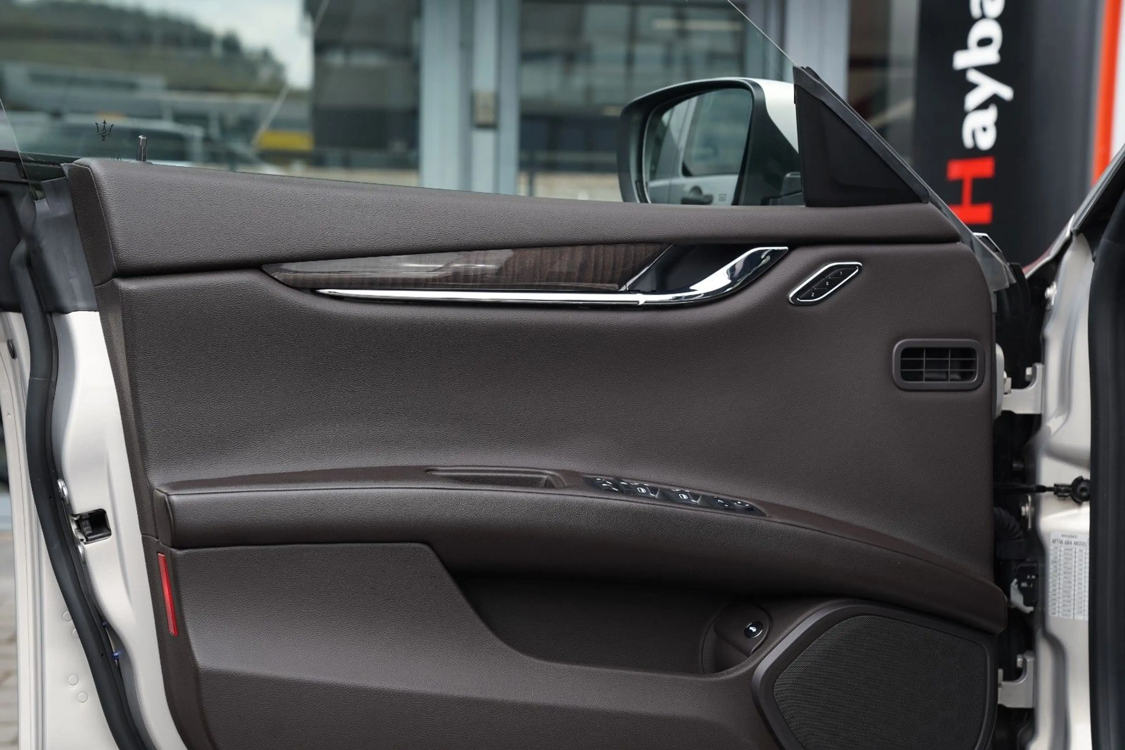 Maserati Quattroporte SQ4-Harman&Kardon-Matrix-Kamera — photo 8