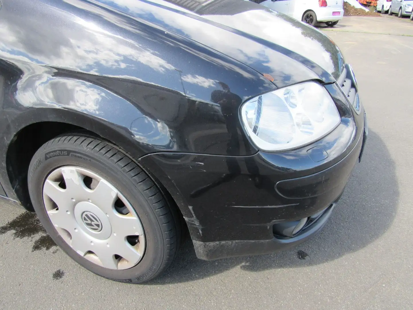 Volkswagen Touran Trendline AHK/KLIMAA/SHZ Schwarz - 2