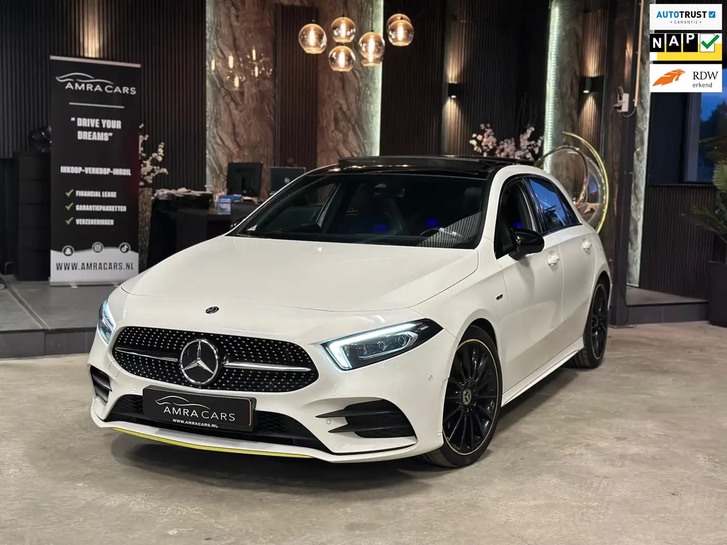 Mercedes-Benz A 220 4MATIC AMG Edition 1|PANO|SFEER|MEMORY| Blanco - 1