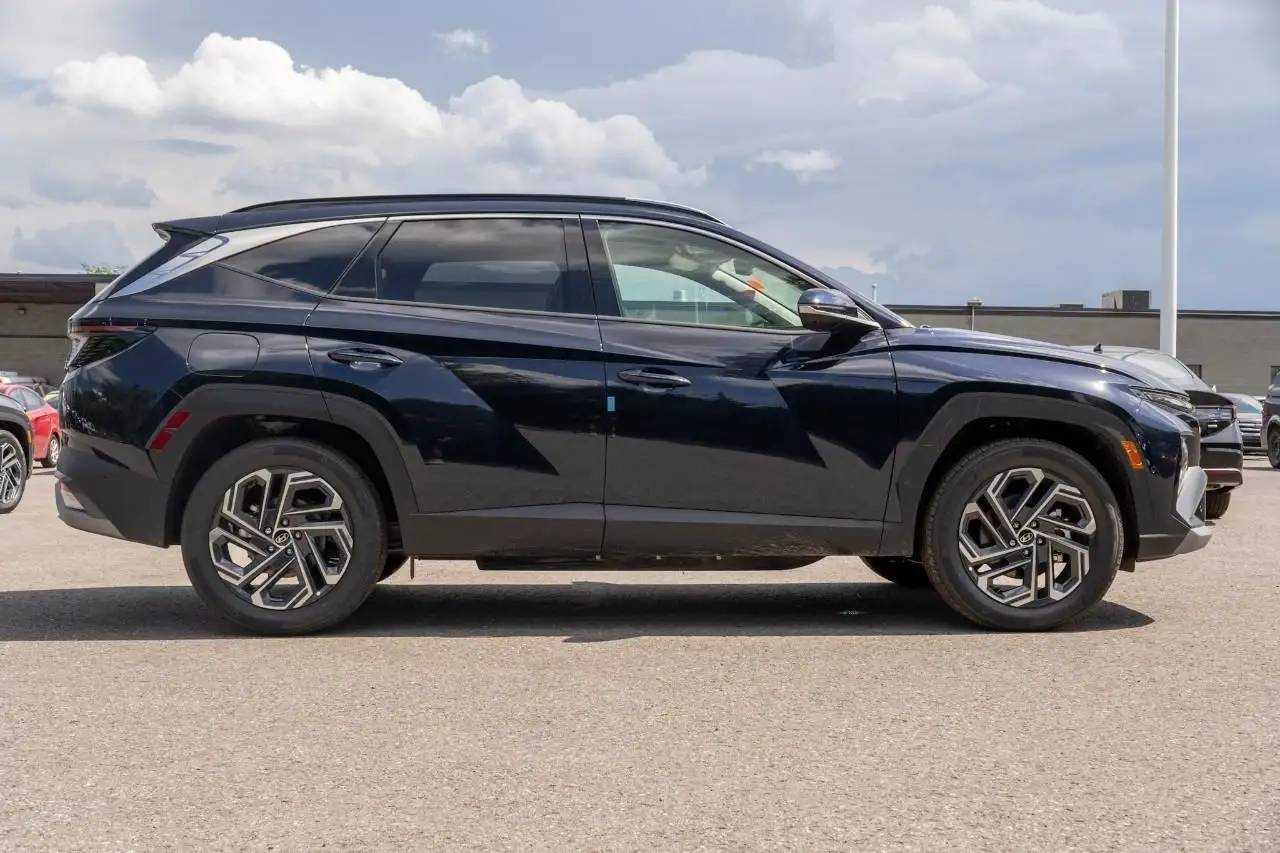 Hyundai TUCSON снимка Hyundai TUCSON