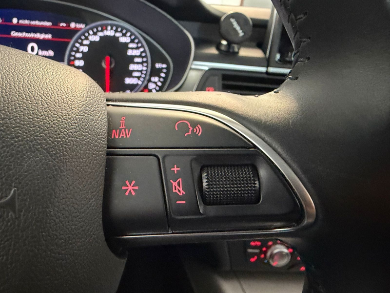 Audi A6 Avant 3.0 TDI quattro Virtual Sthz ACC Xenon — photo 11