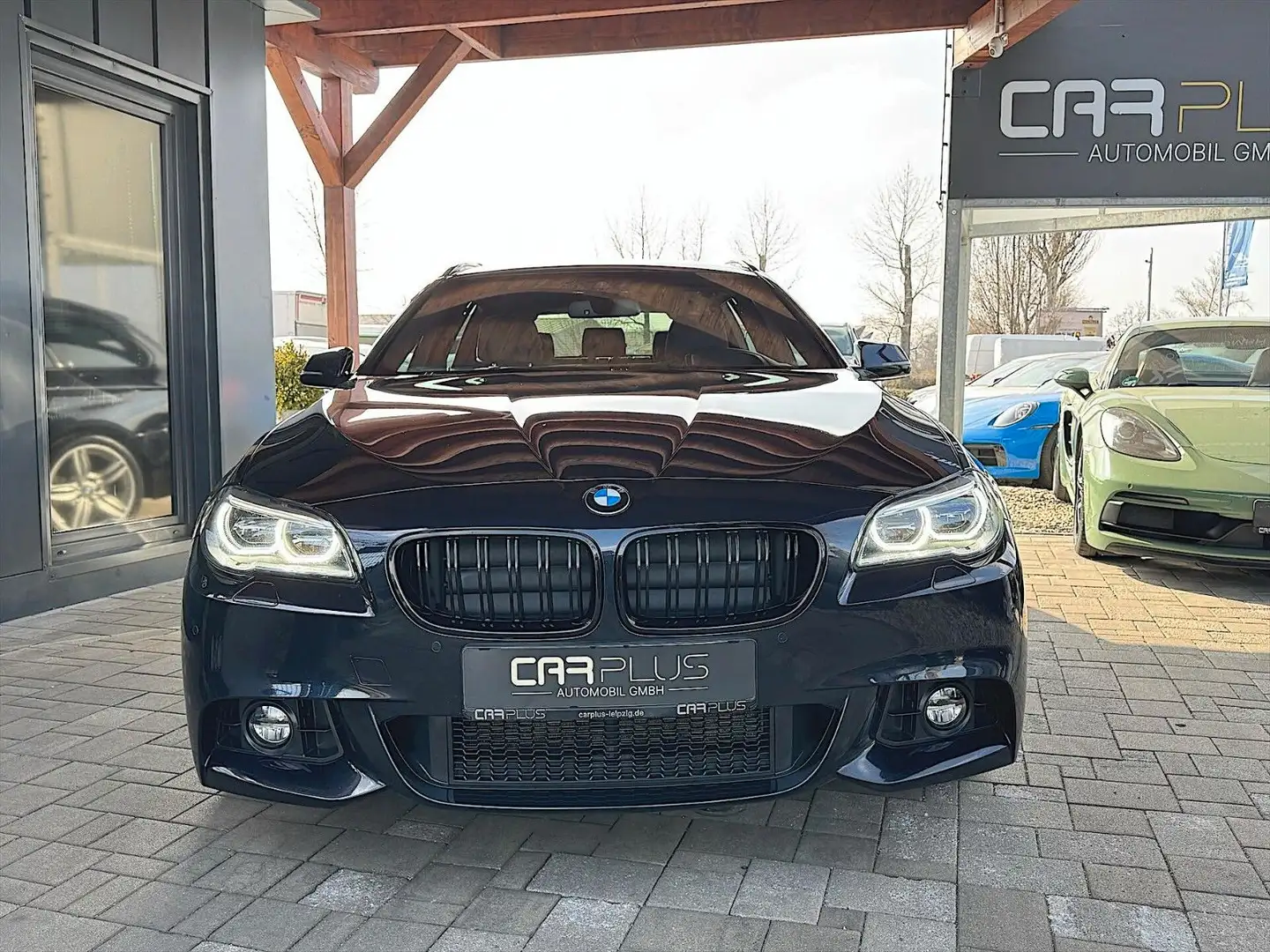 BMW 520 d xDrive M-Sport Shadow *LED*Head Up*Kamera* Schwarz - 2