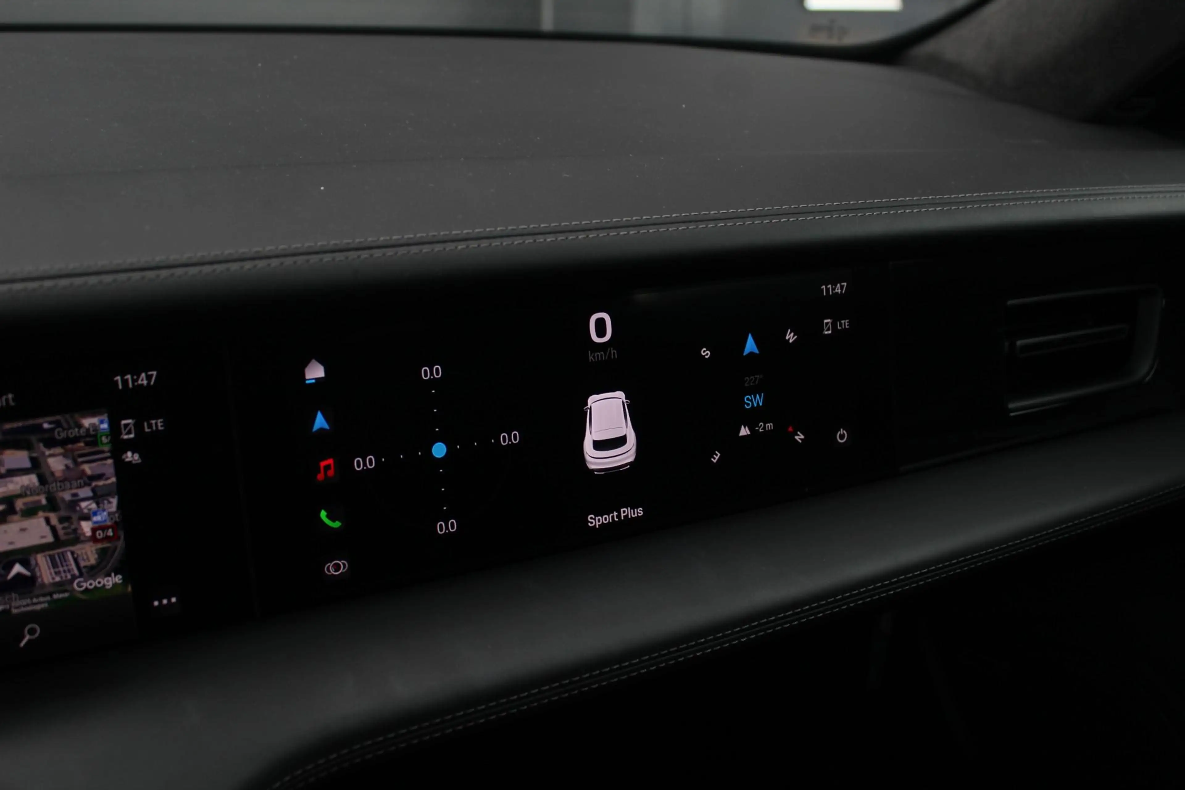 Porsche Taycan Sport Turismo Turbo 93 kWh | Passenger Displ. | Sp — photo 34