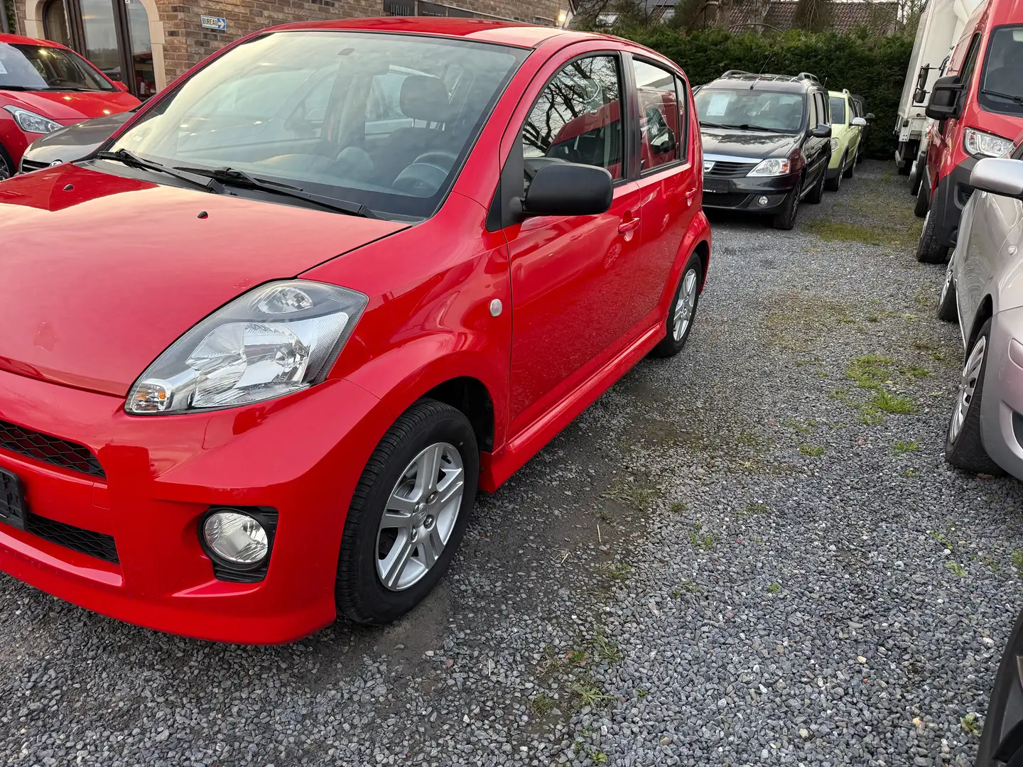 Daihatsu Sirion Sirion 1.3 Automatik S Rosso - 2
