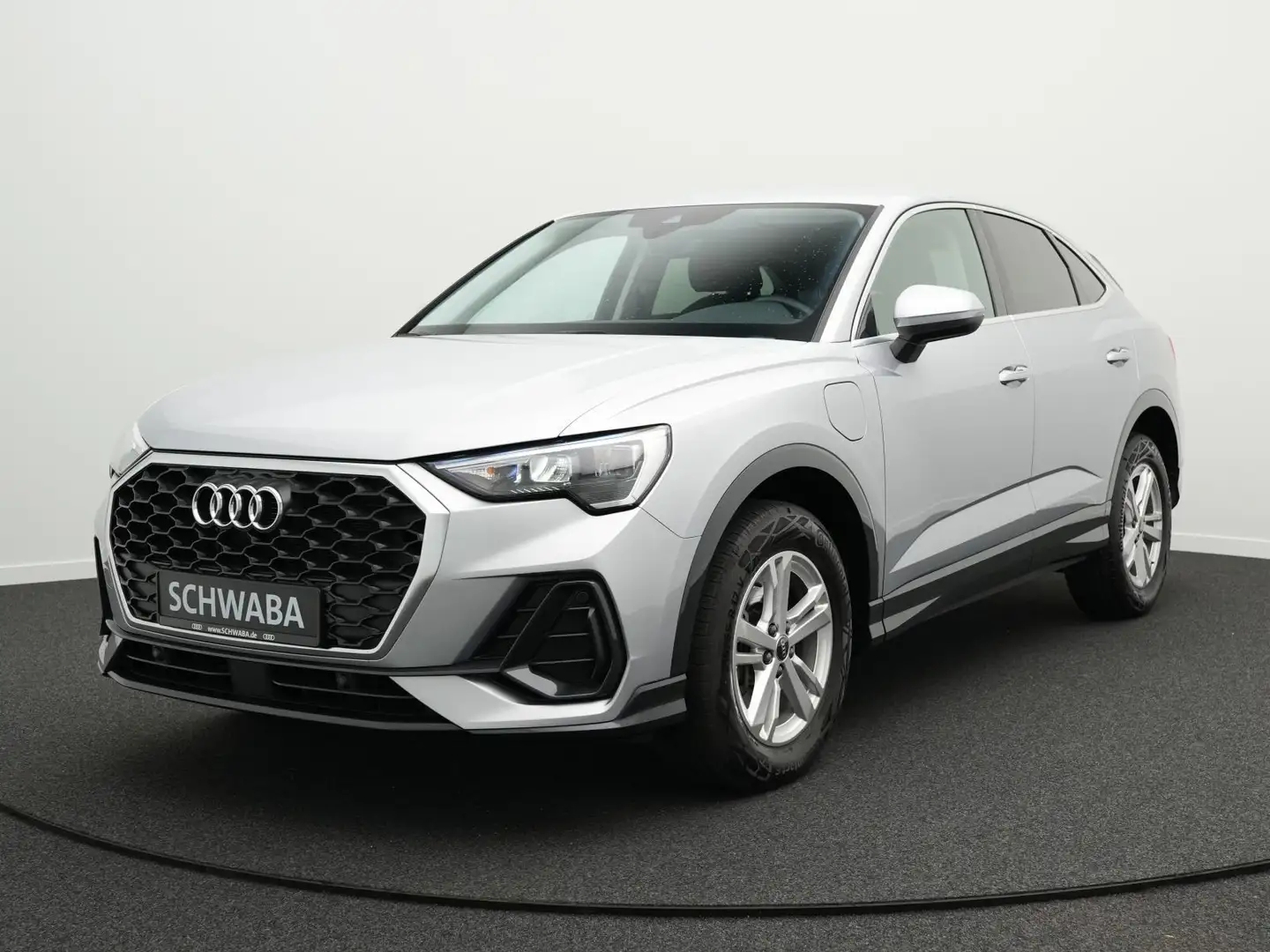 Audi Q3 45 TFSIe S tronic *LED*NAVI*KAM*17* Zilver - 2