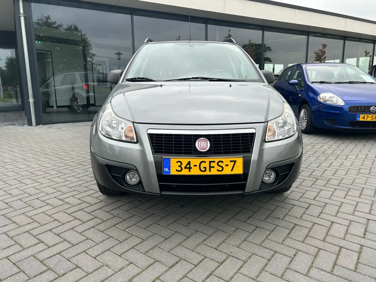 Fiat Sedici 1.6-16V Dynamic siva - 2