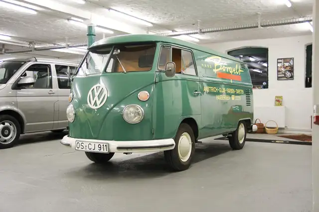 Volkswagen T1 Kasten 1. Hand! Samtgrün, Original Logo Bus - deutsches Fahrzeug Schiebetür - top erhalten - unrestauriert - 1.6 Liter