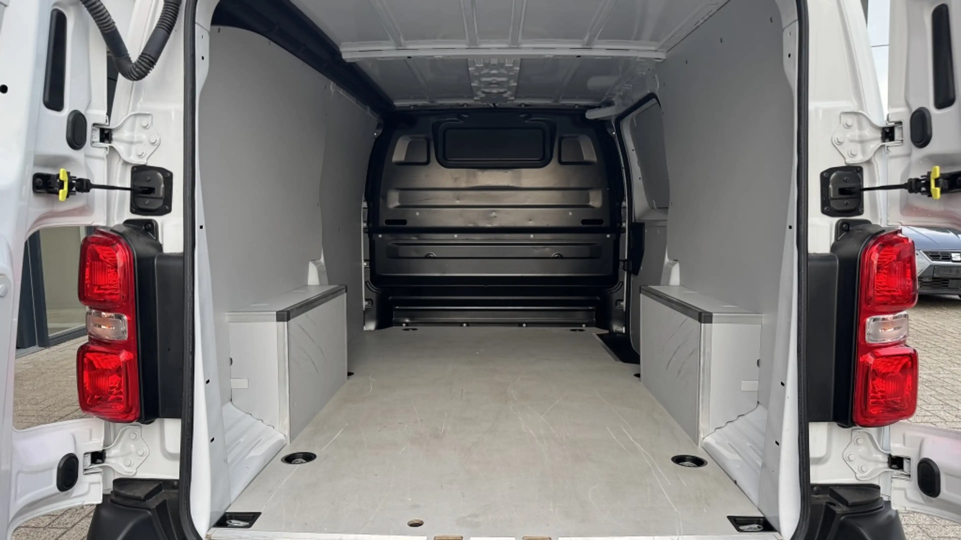 Fiat Scudo 2.0 MultiJet L3H1 | AppleCarplay | Camera | Cruise — photo 11