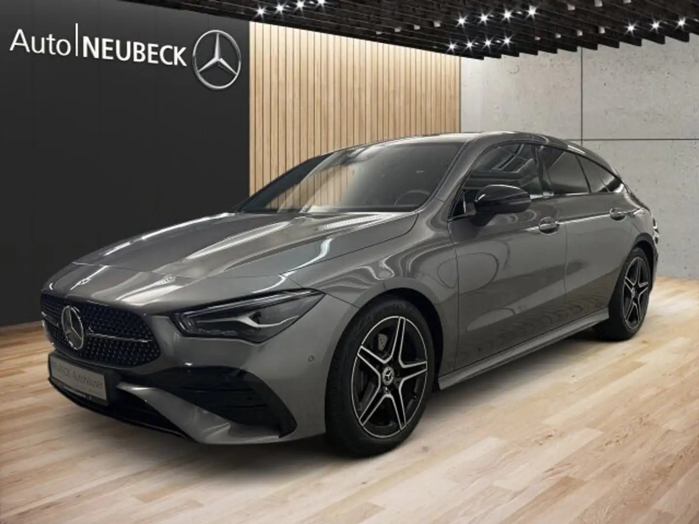 Mercedes-Benz CLA 200 CLA 200 SB AMGLinePremium/Leder/AHK/Night/Kamera Gris - 1